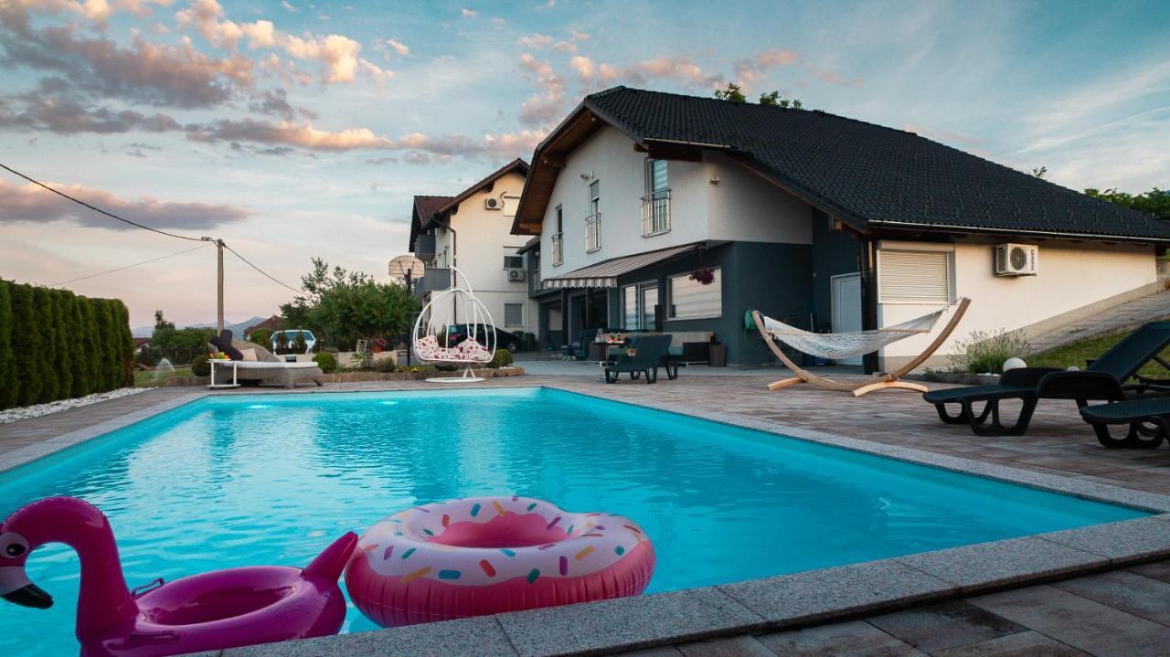 Villa De Luxe Bihac Exterior photo