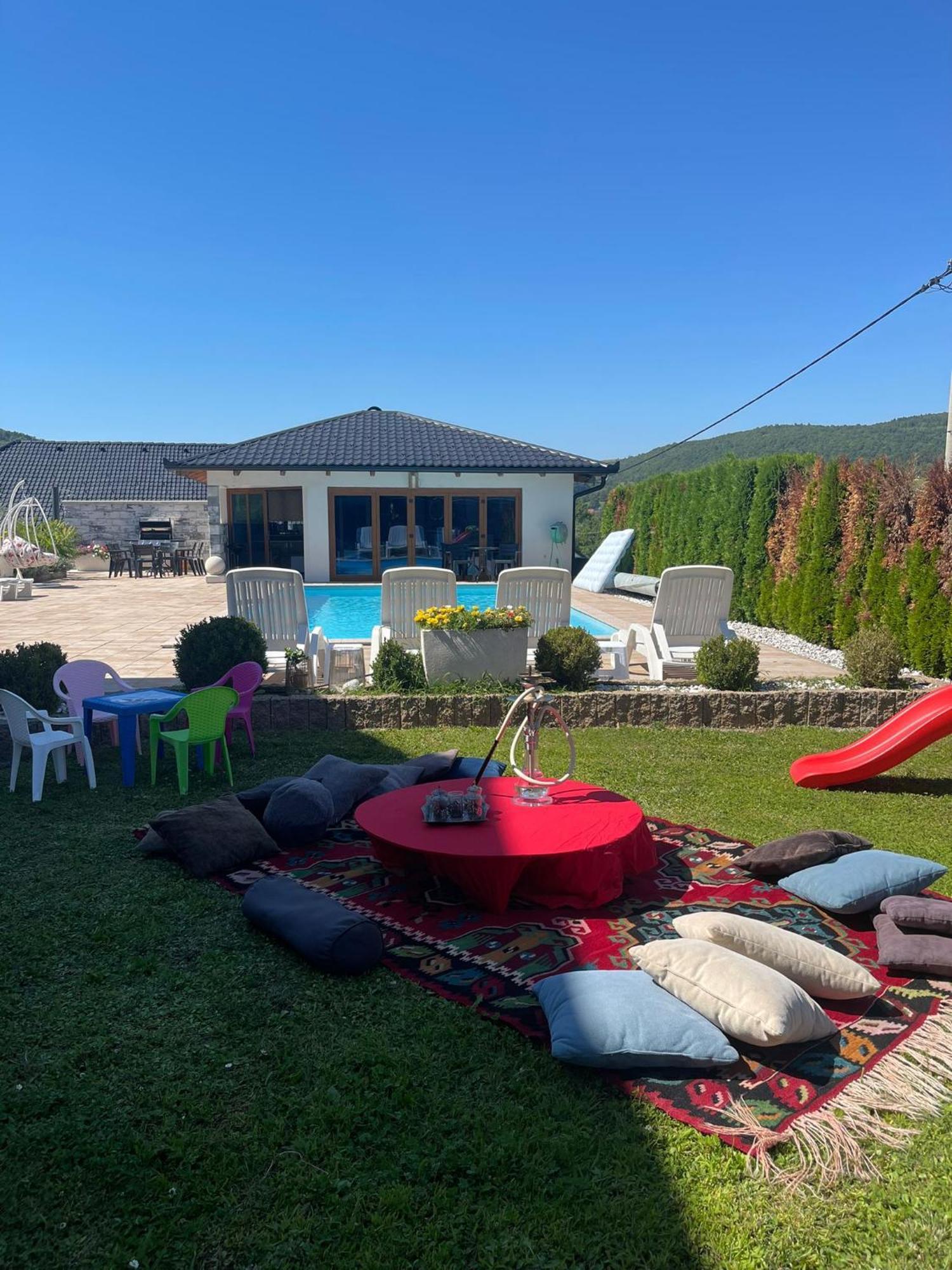 Villa De Luxe Bihac Exterior photo